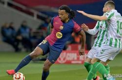 开云体育官方网站-巴塞罗那主场战平皇家贝蒂斯，双方互有攻守