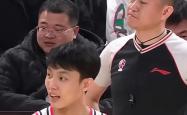 开云体育入口-篮球比赛裁判：受到球员投诉后遭停赛的简单介绍