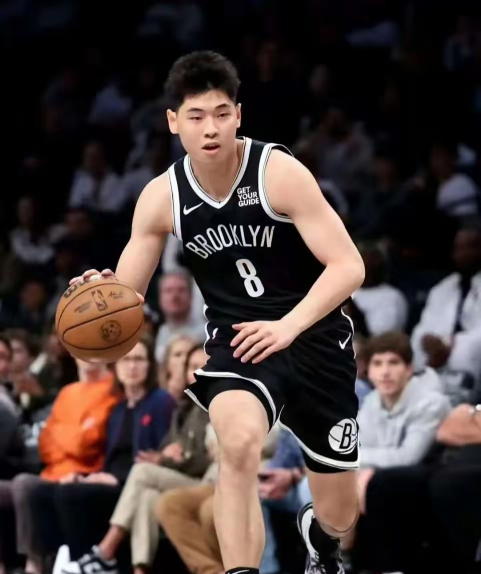 包含逐梦篮球!CBA球员成就梦想之路的词条 包含逐梦篮球!CBA球员成就梦想之路的词条