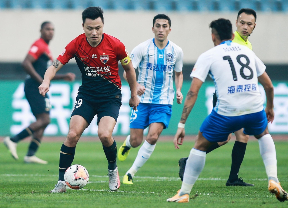 包含深圳佳兆业主场击败天津泰达,结束不胜颓势的词条 包含深圳佳兆业主场击败天津泰达,结束不胜颓势的词条