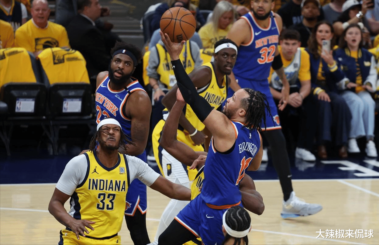 关于尼克斯翻盘步行者，锡安打破历史纪录的信息