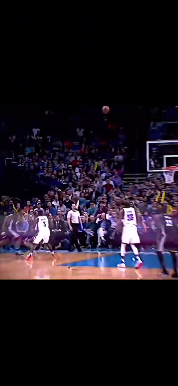 雷霆翻盘马刺,库里高光表现 雷霆翻盘马刺,库里高光表现